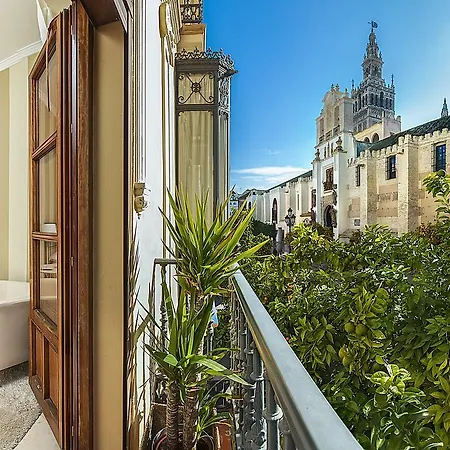 Genteel Catedral Terrace Apartment