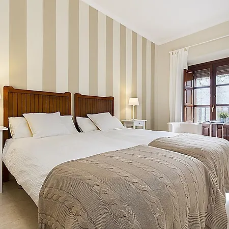 Genteel Catedral Terrace Apartment Seville